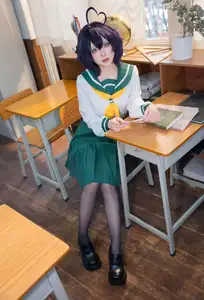 Coser Qing Shui You Nai Transforms into Utena Hiiragi JK from Gushing over Magical Girls - Pure, Adorable & Captivating-11