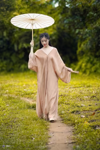 VGU No60 Discover the Enchanting Grace of a Vietnamese Girl in Nature-4