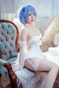 Stunning Azur Lane Chapaev White Rider's Melody Dress Cosplay by Banbanzi - Tukuku-13