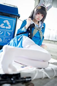Coser Jiu Qi Miao as Kasasawa Miyu: Captivating Blue Archive Cosplay in Sailor Uniform & Bunny Ears. View 0044-17