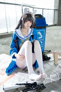 Coser Jiu Qi Miao as Kasasawa Miyu: Captivating Blue Archive Cosplay in Sailor Uniform & Bunny Ears. View 0044-24