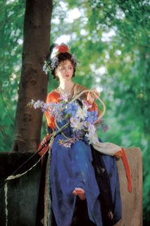 Elegant Cosplay: Tong Yi's Traditional Chinese Beauty in YiTuYu Vol.8305-17