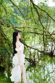 Youthful Beauty of a Girl in Hoan Kiem Lake Flower Garden, Hanoi | Vietnam Moment-20
