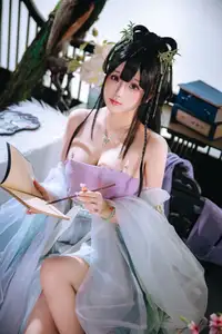Coser Rina Jiao as Senior Sister Part01: Ethereal Hanfu Beauty & Ancient Charm-1