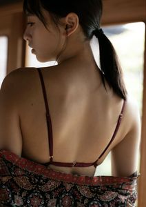 Riko Otsuki: Peaceful Moment, Exquisite Flower Arrangement Art - Yearing-15