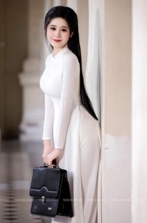 Vietnamese Beauty: Elegant Traditional White Ao Dai Woman with Conical Hat-2