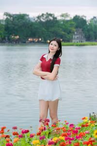 VGU No.42: Discover the Elegant Beauty of a Vietnamese Girl by a Vibrant Flower Lake-2