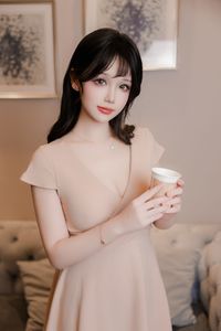 Anime Blogger Xueqing Astra: Elegant Beauty Portrait-27