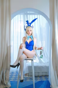 Coser Fa Cai A Xian embodies enchanting Time Bunny Girl in captivating photoshoot-0
