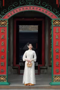 VGU No.7: Modern Ao Dai and the Cultural Story-1