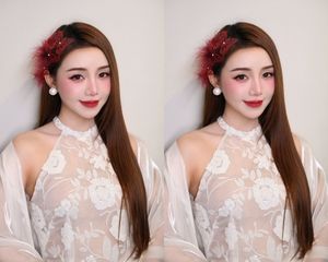 Quynh Kool Flaunts Captivating Beauty in Elegant Black Lace Dress, Stirring Visual Sensation-8