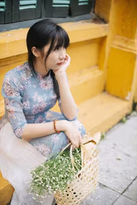 VGU No.19: The Enchanting Charm of Ao Dai and Vietnamese Beauty in the City-4