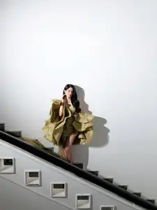 View: "Red Rain" Actress Le Ha Anh Dazzles with Ethereal Beauty. See Her Stunning Transformation in New Photoshoot.-3