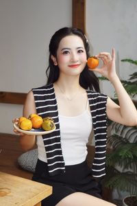 XVG No.7: Discover the Radiant Charm of a Young Woman's Effortless Summer Style and Adorable Pose-4