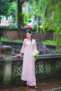 VGU No.182: Graceful Pink Ao Dai & Lotus Flowers – Enchanting Vietnamese Beauty-8