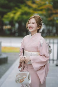 VGU No.83: Radiant Pink Kimono Beauty in Old Japan Street – Experience Traditional Culture-7