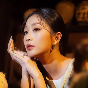 VGU No.4: Alluring Asian Beauty, Captivating Aura in a Classic Pottery Setting-14