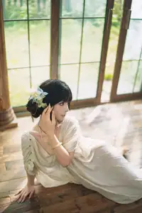 Coser yuuhui - Spring Song Part01: Ethereal Beauty by the Window, Awakening the Senses.-6
