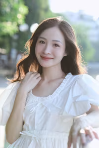 XVG No.44: Captivating Smile of a White-Clad Muse by the Lake A Radiant Moment of Youthful Beauty-16