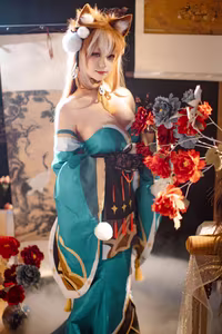 Coser Yuyuan Yuko as Genshin Impact's Hina: Ethereal Beauty Captivates Viewers (16P)-0