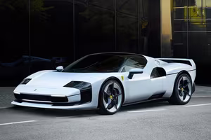 Discover Ferrari SC40: Bespoke Supercar Honoring Legendary F40 Heritage from Ferrari Special Projects-1