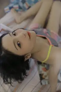 YiTuYu Vol.8575 Xi Xi Xi - Dreamy Morning Beauty A Relaxed Allure-6