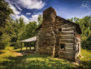 Explore Great Smoky Mountains National Park Majestic Appalachian Trail amidst US Mountain Scenery-5